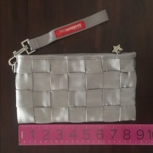 Harvey’s Seatbelt Bag Wristlet- Silver
